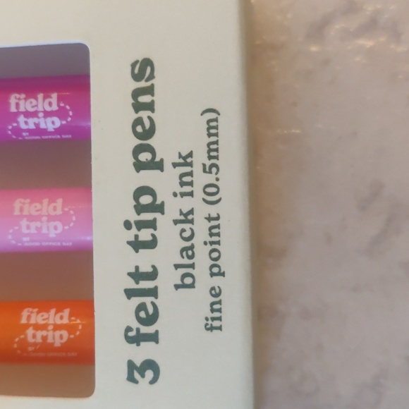 New! 1 ruled journal and 1 pack of felt tip black ink fine point (0.5mm) pens - Picture 9 of 11